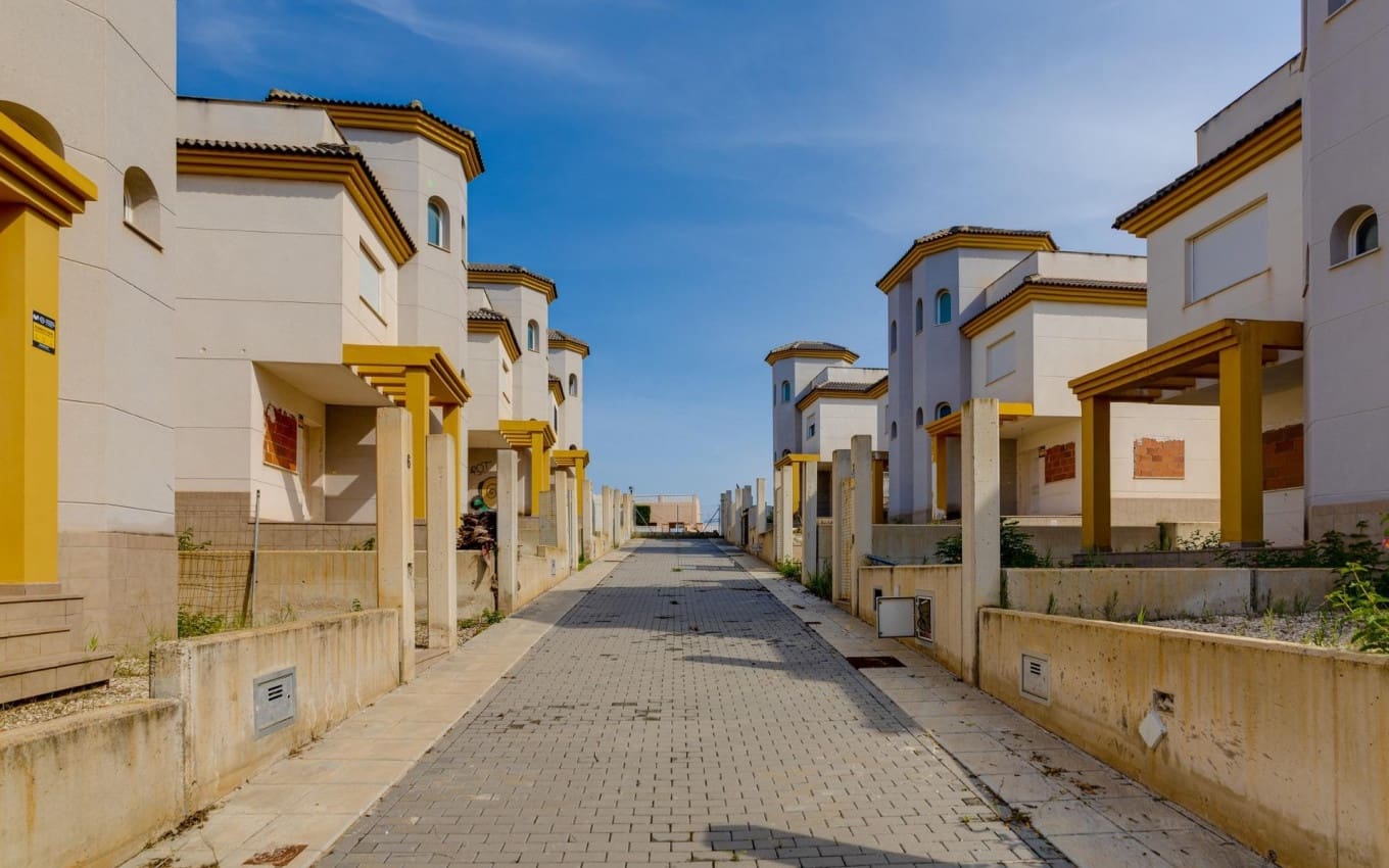 3 sovrum Villa till salu i San Fulgencio med pool garage - 275 000 € (Ref: 9968420)