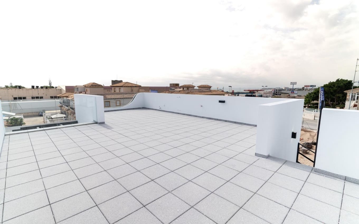 4 camera da letto Villa in vendita in Orihuela Costa con piscina garage - 699.900 € (Rif: 9968423)