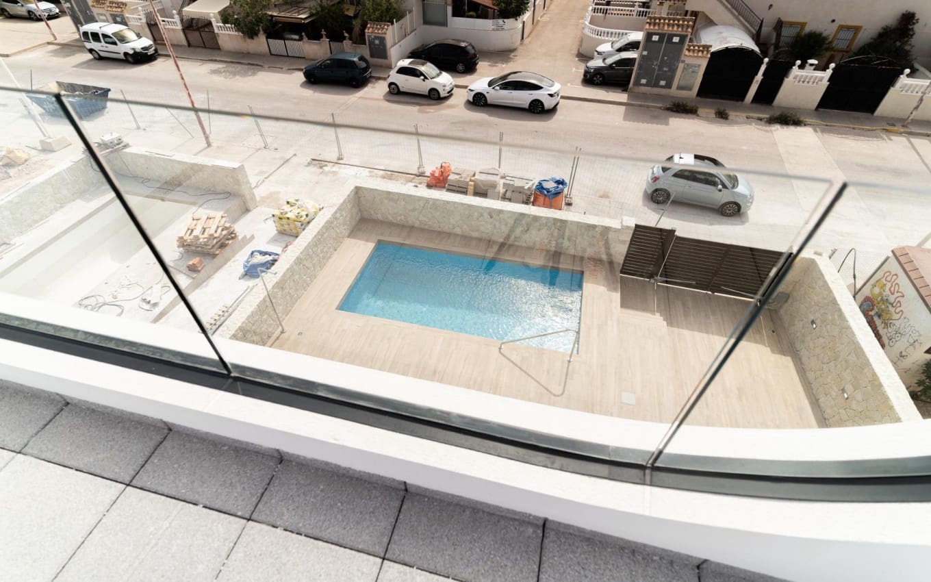 4 camera da letto Villa in vendita in Orihuela Costa con piscina garage - 699.900 € (Rif: 9968423)