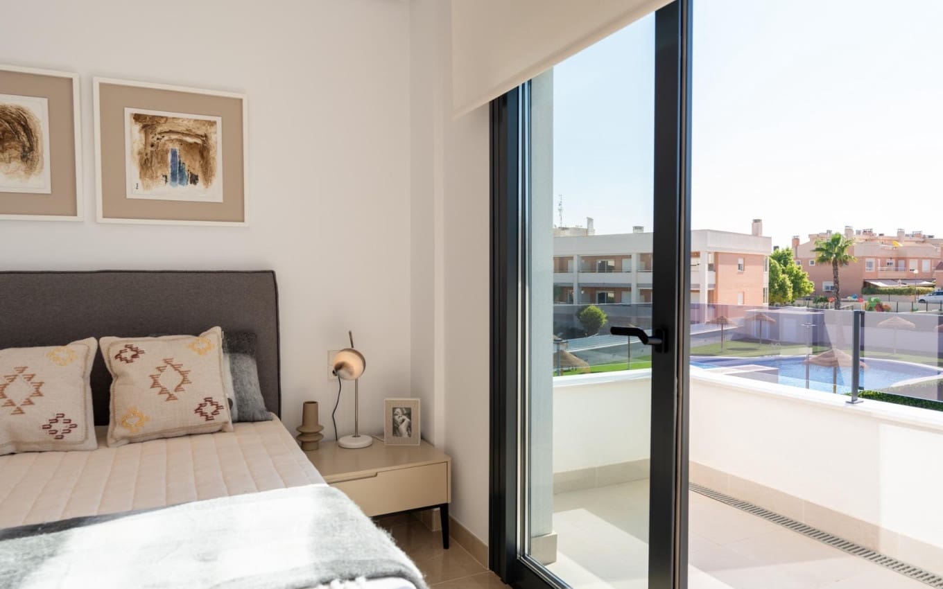 3 sypialnia Dom szeregowy na sprzedaż w Gran Alacant z basenem - 410 000 € (Ref: 9968425)