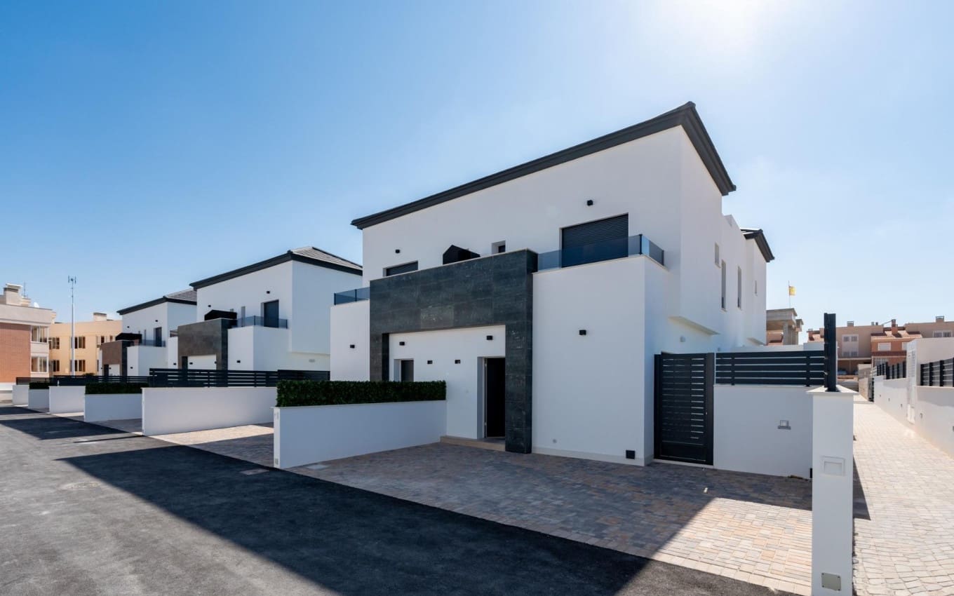 3 sypialnia Dom szeregowy na sprzedaż w Gran Alacant z basenem - 410 000 € (Ref: 9968425)