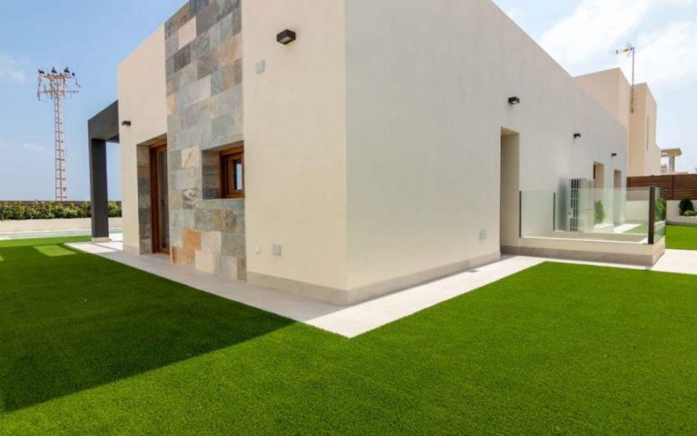 3 sovrum Villa till salu i Los Altos med pool - 750 000 € (Ref: 9968426)