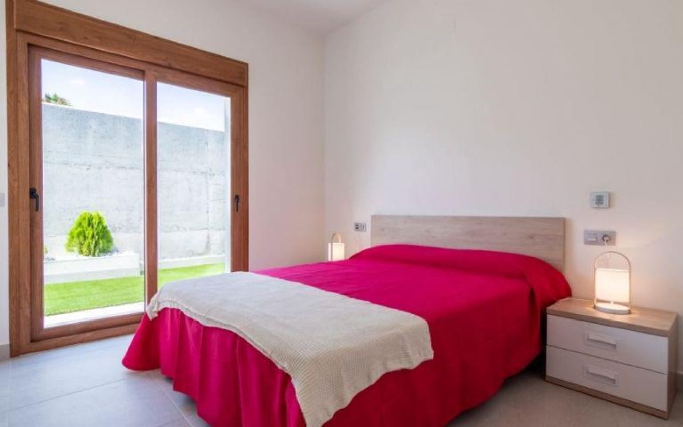 3 sovrum Villa till salu i Los Altos med pool - 750 000 € (Ref: 9968426)