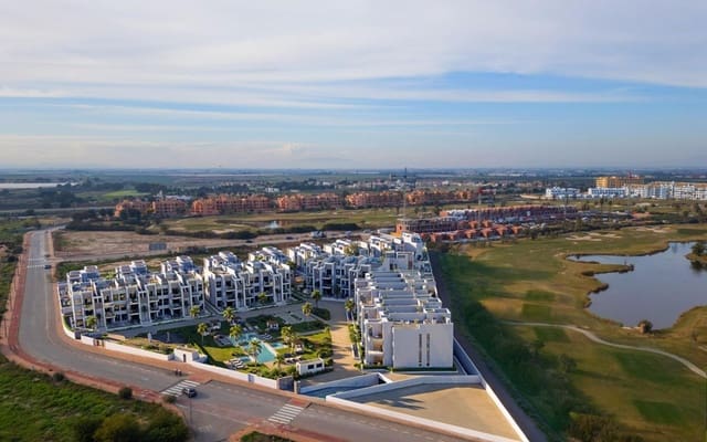 3 slaapkamer Halfvrijstaande villa te koop in Las Lomas de Rame - Bahía Bella, Los Alcázares met zwembad garage - € 469.000 (Ref: 9968428)