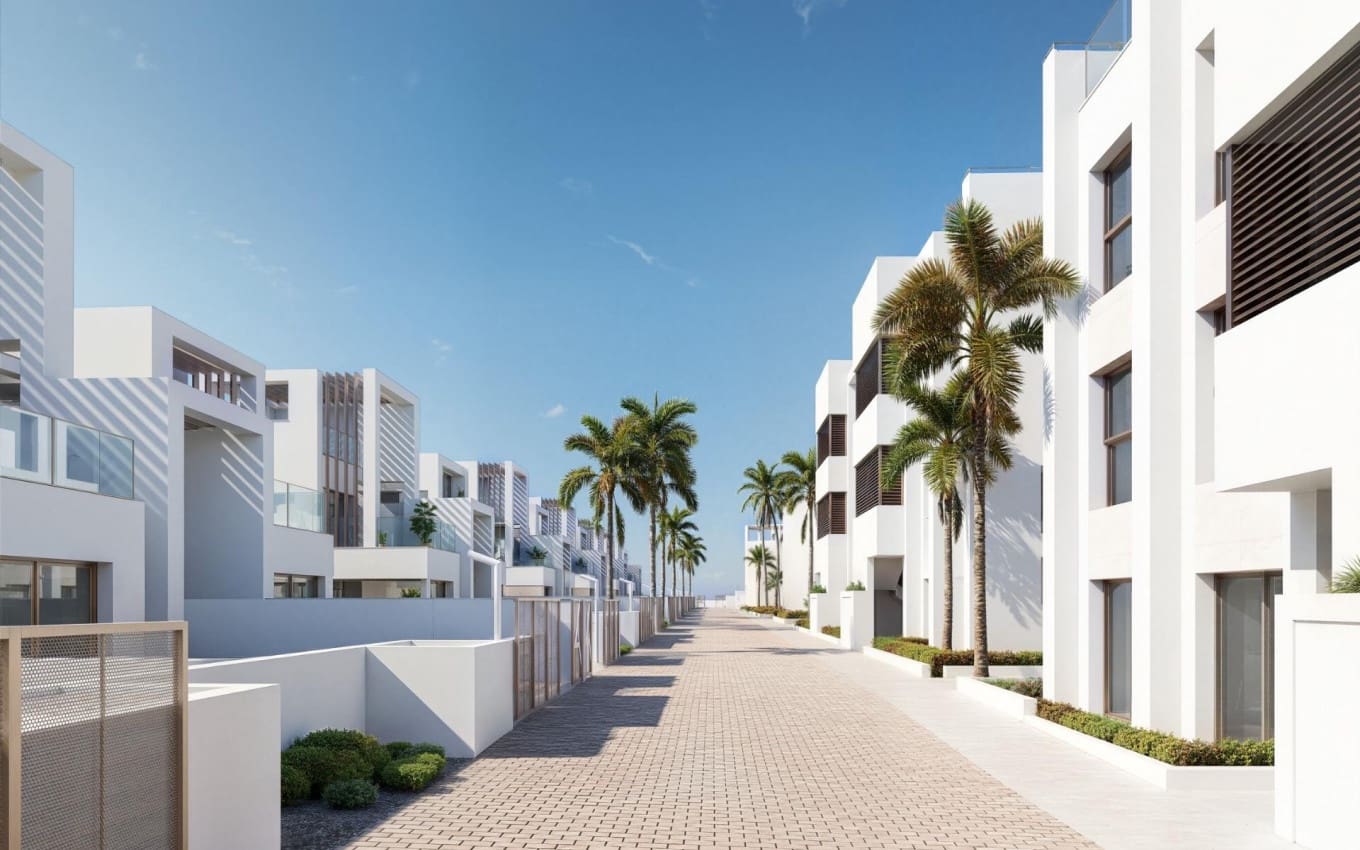 3 slaapkamer Halfvrijstaande villa te koop in Los Alcazares met zwembad garage - € 469.000 (Ref: 9968428)