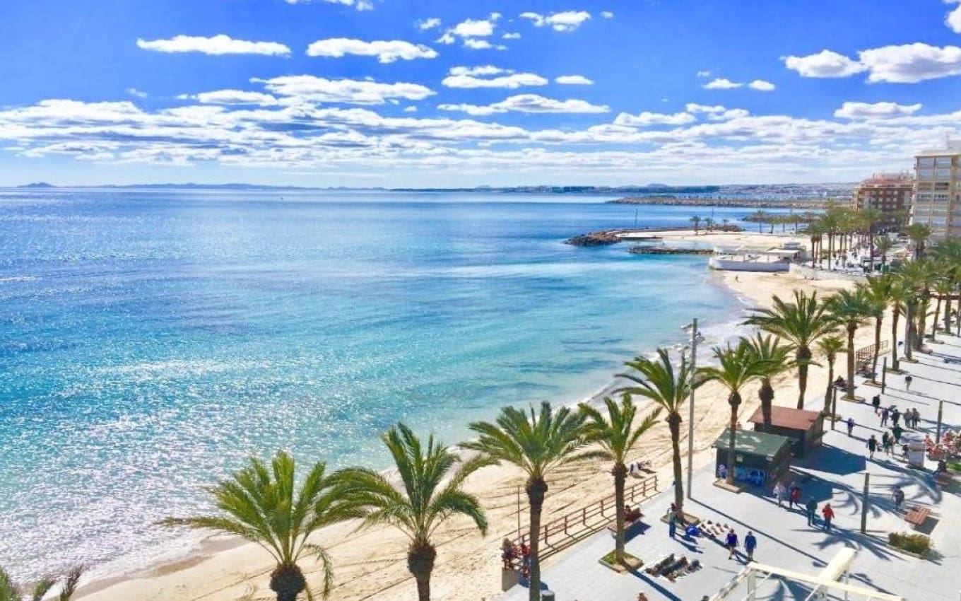3 sovrum Villa till salu i Torrevieja med pool garage - 539 000 € (Ref: 9968429)