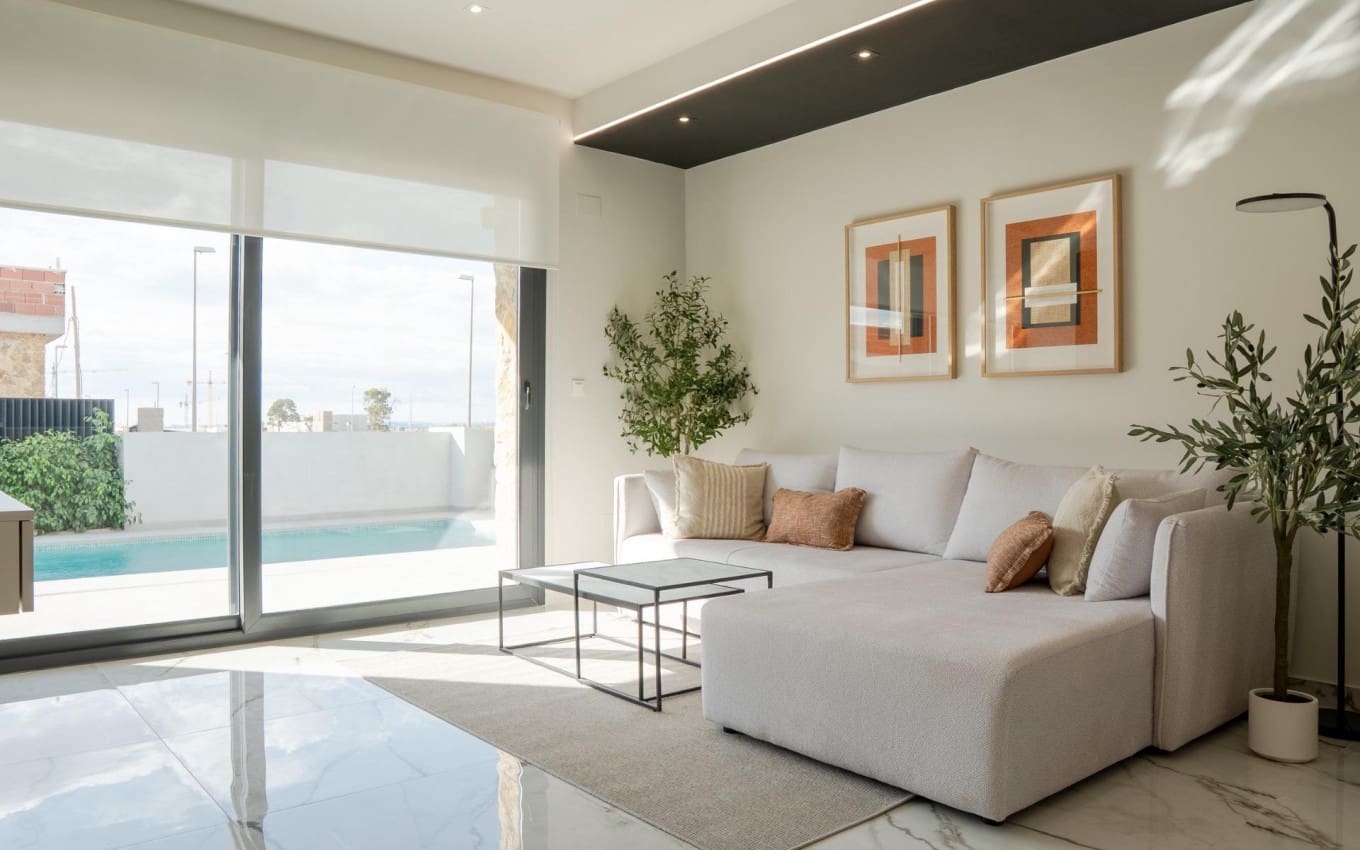 3 slaapkamer Villa te koop in Ciudad Quesada met zwembad garage - € 549.000 (Ref: 9968432)