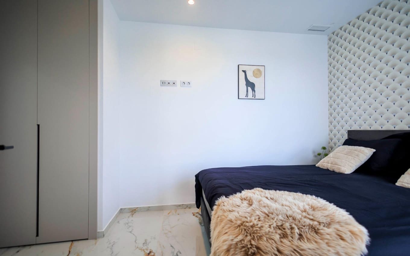 Chalet de 3 habitaciones en Pilar de la Horadada en venta con piscina garaje - 420.000 € (Ref: 9968434)