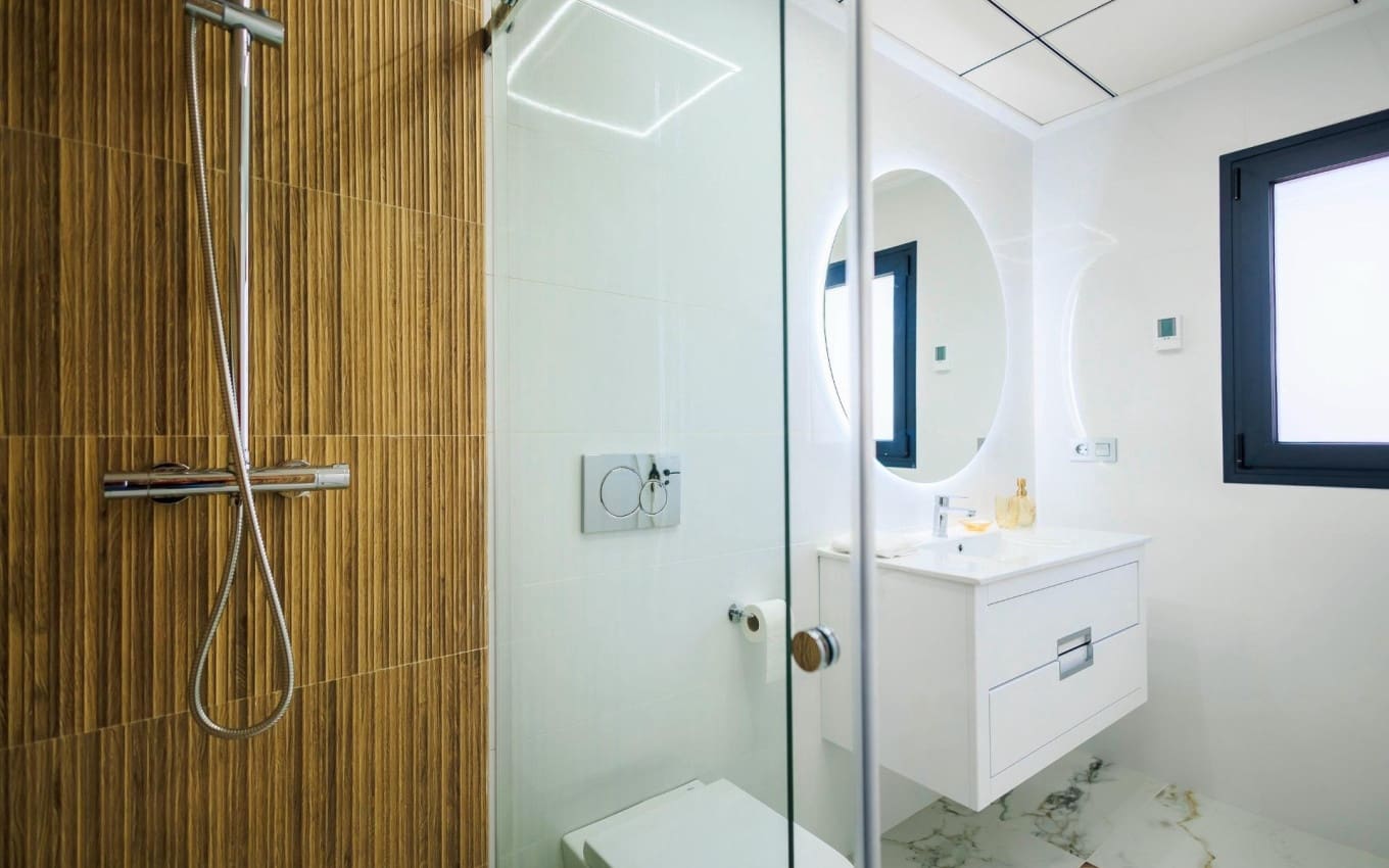 Chalet de 3 habitaciones en Pilar de la Horadada en venta con piscina garaje - 420.000 € (Ref: 9968434)