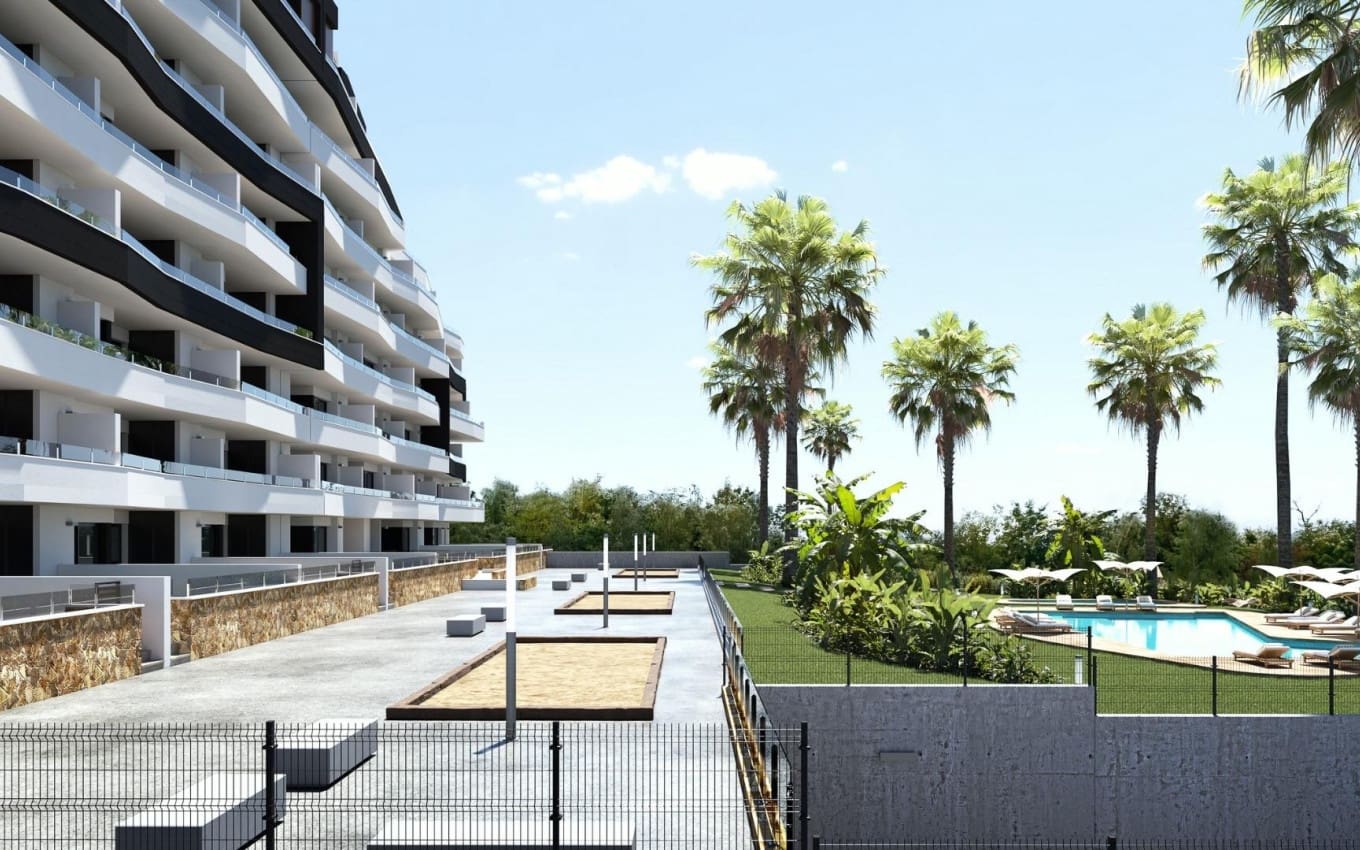 2 Zimmer Apartment zu verkaufen in San Miguel de Salinas mit Pool Garage - 230.000 € (Ref: 9968437)