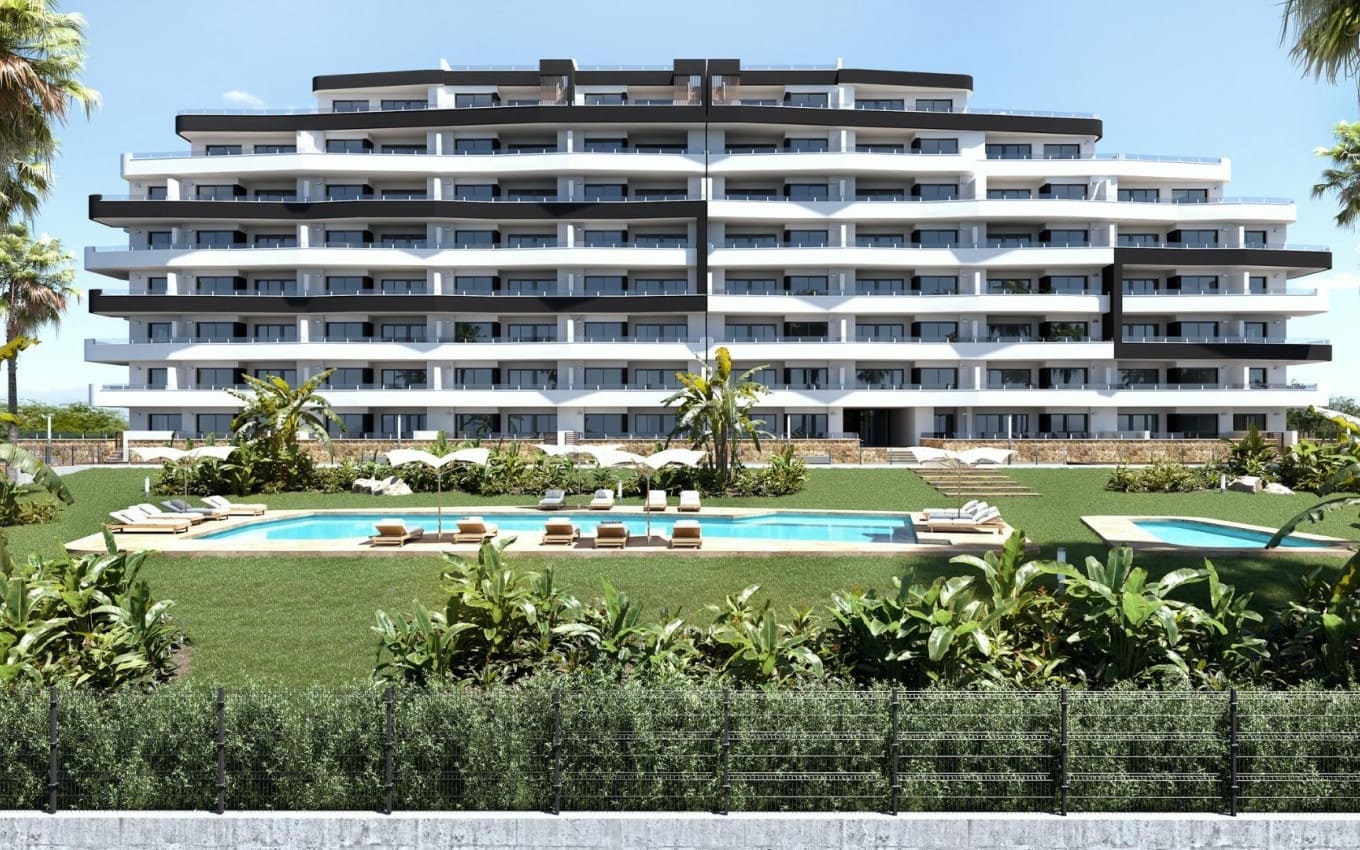 2 Zimmer Apartment zu verkaufen in San Miguel de Salinas mit Pool Garage - 230.000 € (Ref: 9968437)