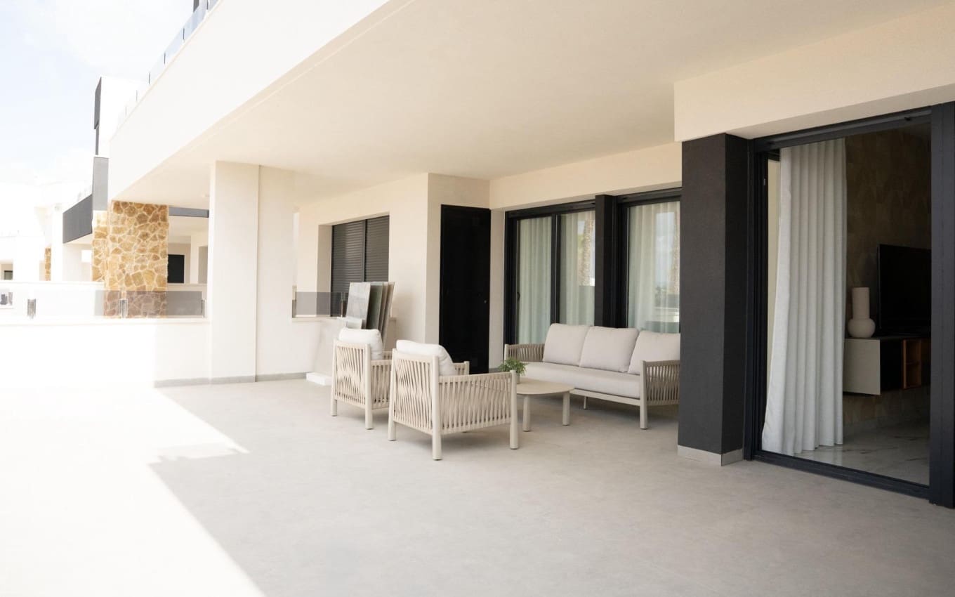 2 soveværelse Lejlighed til salg i Rojales med swimmingpool garage - € 314.000 (Ref: 9968438)