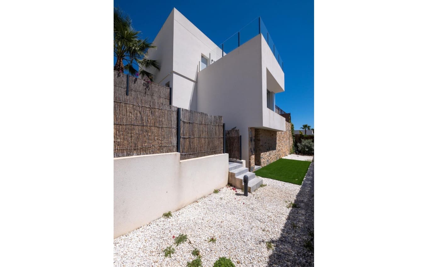4 slaapkamer Villa te koop in Algorfa met zwembad - € 669.000 (Ref: 9968440)