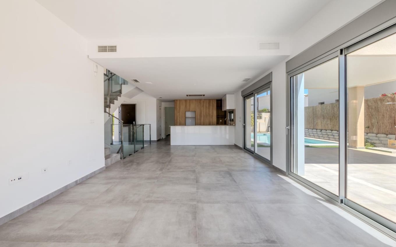 4 slaapkamer Villa te koop in Algorfa met zwembad - € 669.000 (Ref: 9968440)
