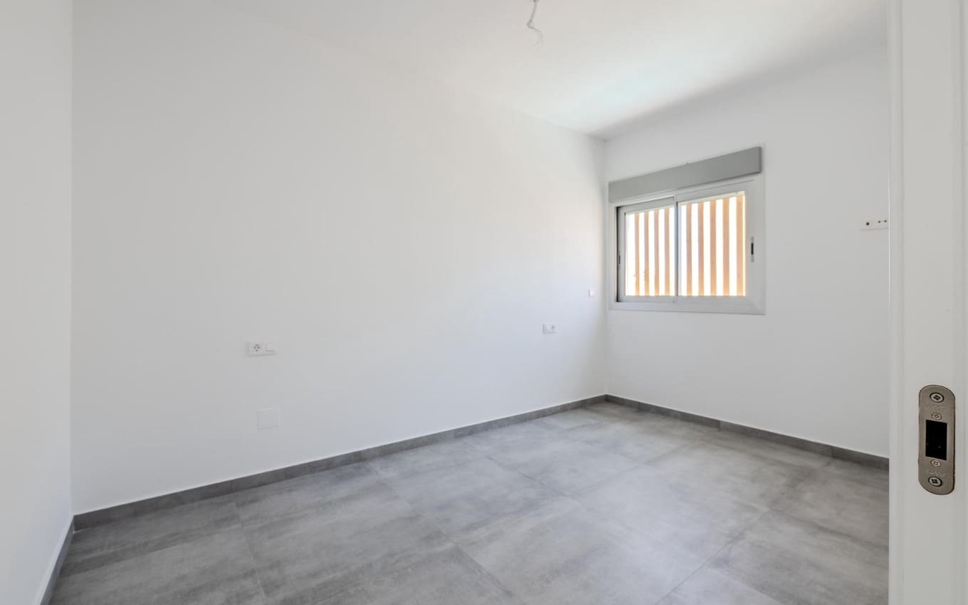 4 slaapkamer Villa te koop in Algorfa met zwembad - € 669.000 (Ref: 9968440)