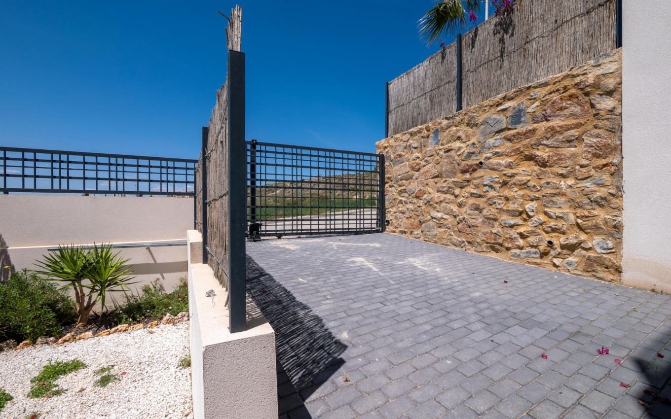 4 slaapkamer Villa te koop in Algorfa met zwembad - € 669.000 (Ref: 9968440)
