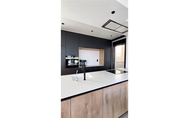 5 slaapkamer Villa te koop in Rojales met zwembad garage - € 949.000 (Ref: 9968446)