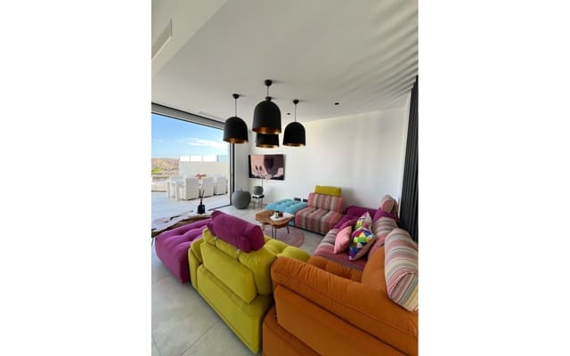 5 slaapkamer Villa te koop in Rojales met zwembad garage - € 949.000 (Ref: 9968446)
