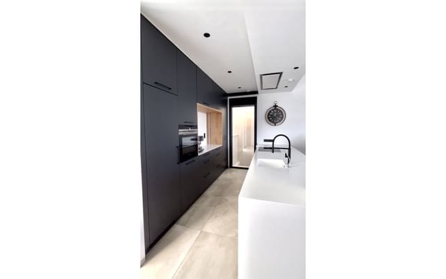 5 slaapkamer Villa te koop in Rojales met zwembad garage - € 949.000 (Ref: 9968446)