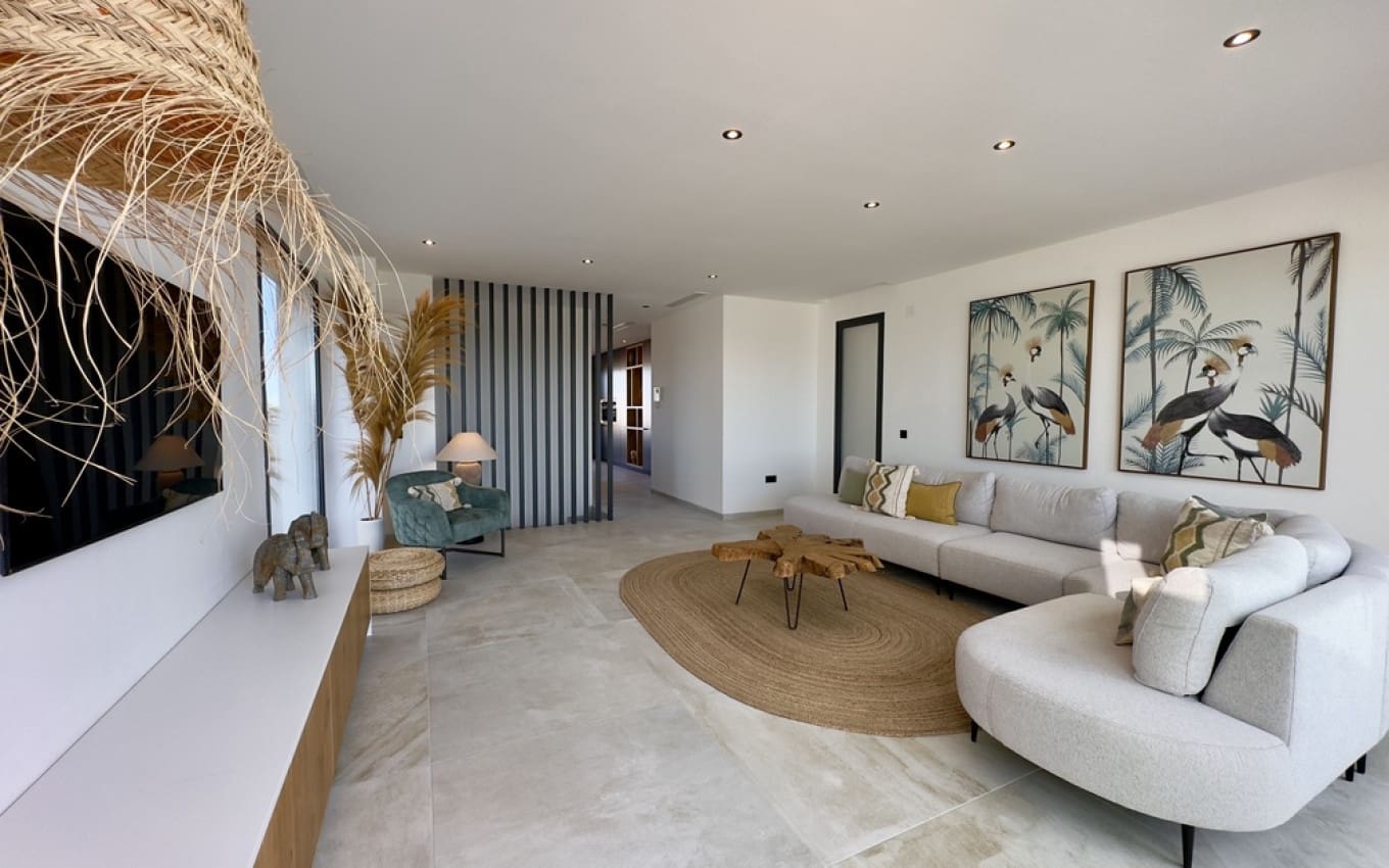 4 soverom Leilighet til salgs i Ciudad Quesada med svømmebasseng garasje - € 599 000 (Ref: 9968449)