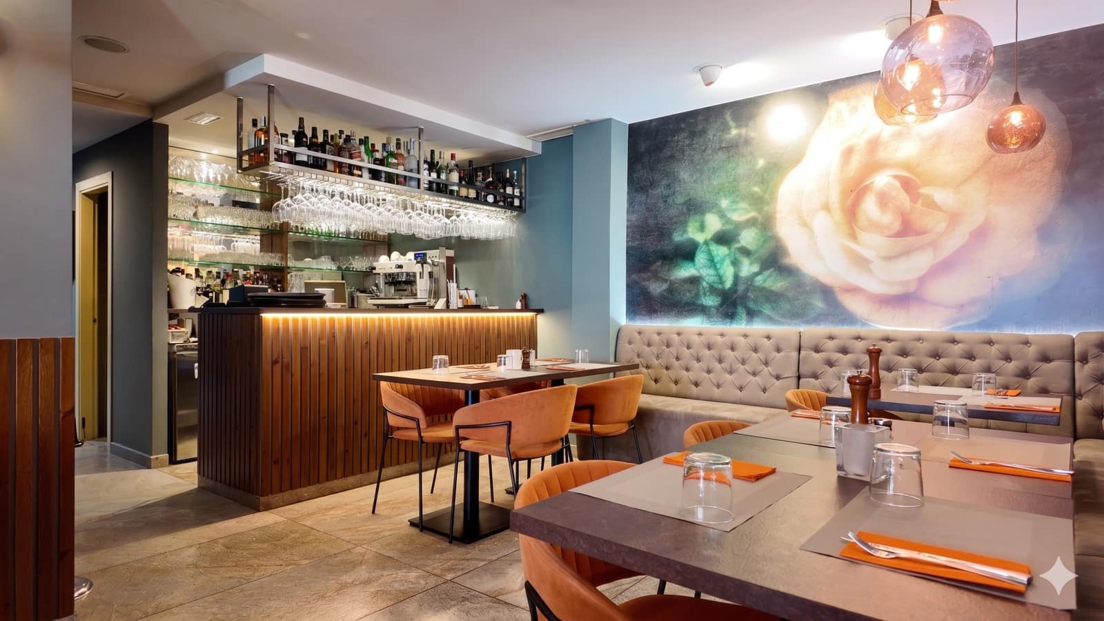 Restaurant/Bar til salgs i Manilva med garasje - € 795 000 (Ref: 9858167)
