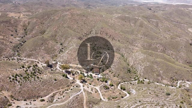 4 bedroom Finca/Country House for sale in Purias, Lorca with pool garage - € 750,000 (Ref: 10097498)