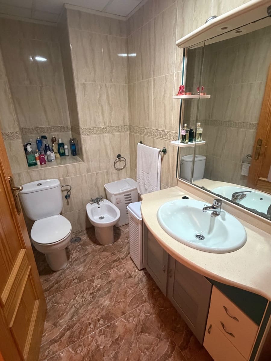 4 bedroom Flat for sale in Aguilas - € 134,900 (Ref: 9906603)