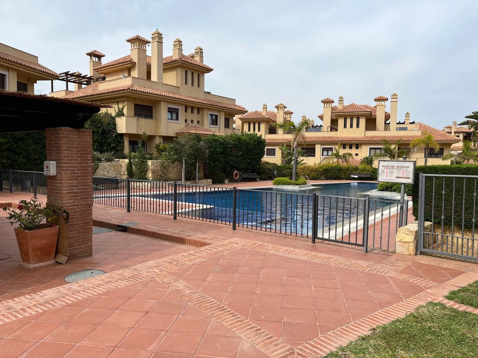 2 soveværelse Lejlighed til leje i Aguilas med swimmingpool - € 4.200 (Ref: 9923175)