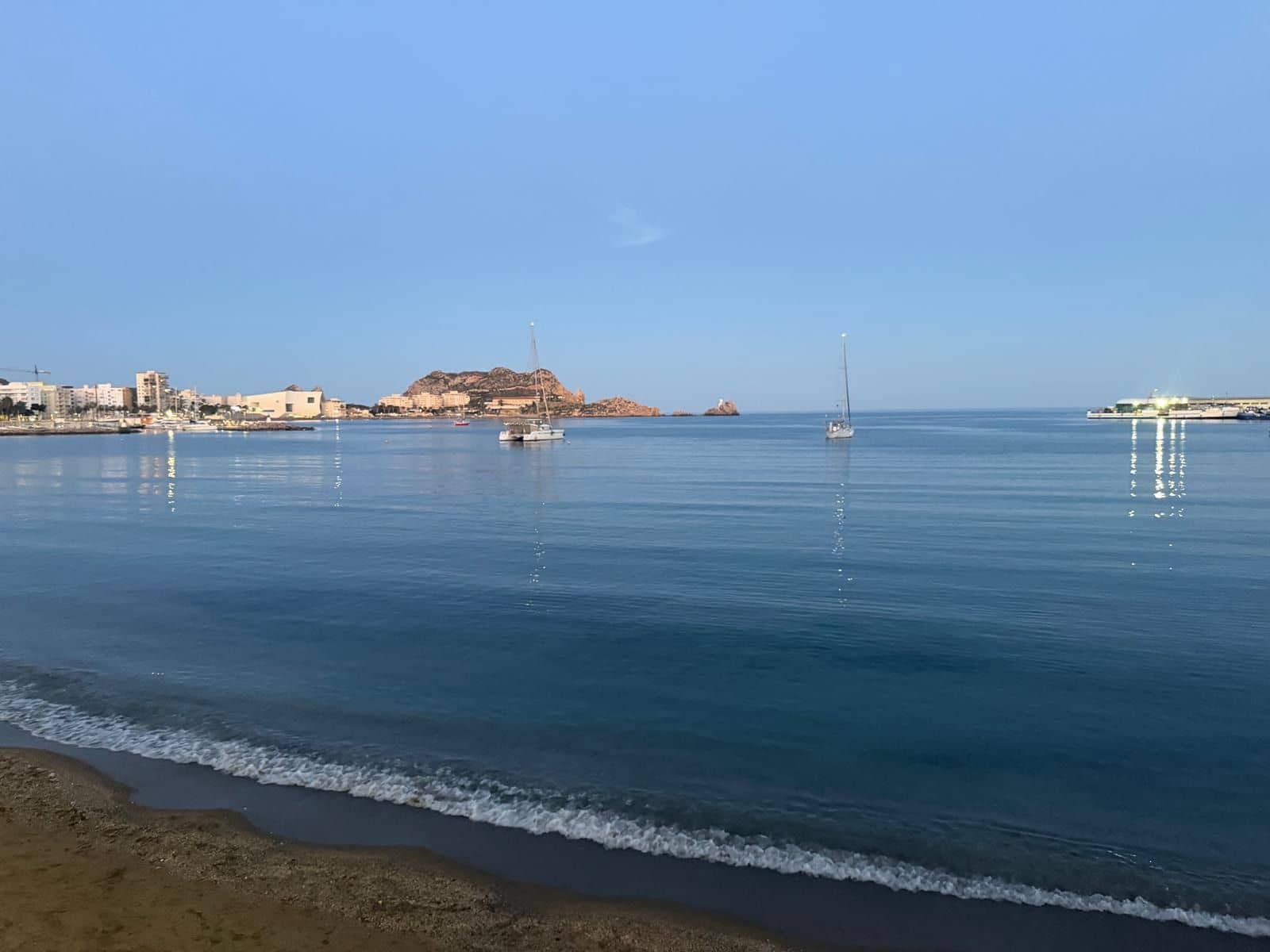 4 bedroom Finca/Country House for sale in Aguilas - € 149,900 (Ref: 9926714)