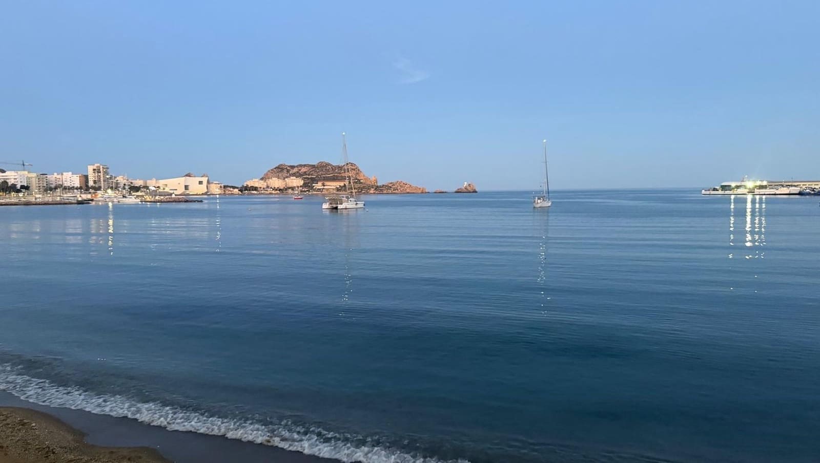 4 bedroom Finca/Country House for sale in Aguilas - € 149,900 (Ref: 9926714)