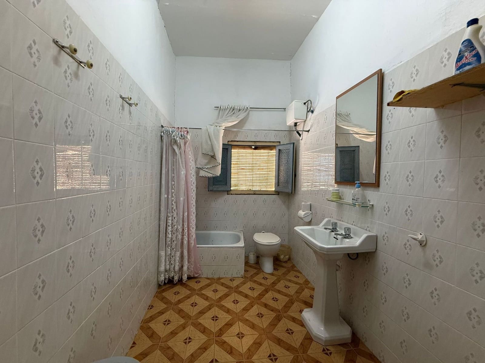 4 bedroom Finca/Country House for sale in Aguilas - € 149,900 (Ref: 9926714)