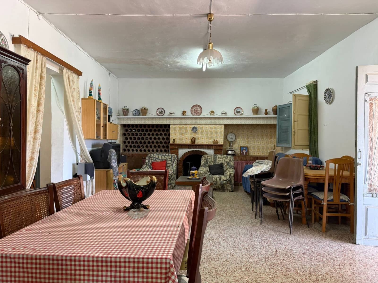 4 bedroom Finca/Country House for sale in Aguilas - € 149,900 (Ref: 9926714)