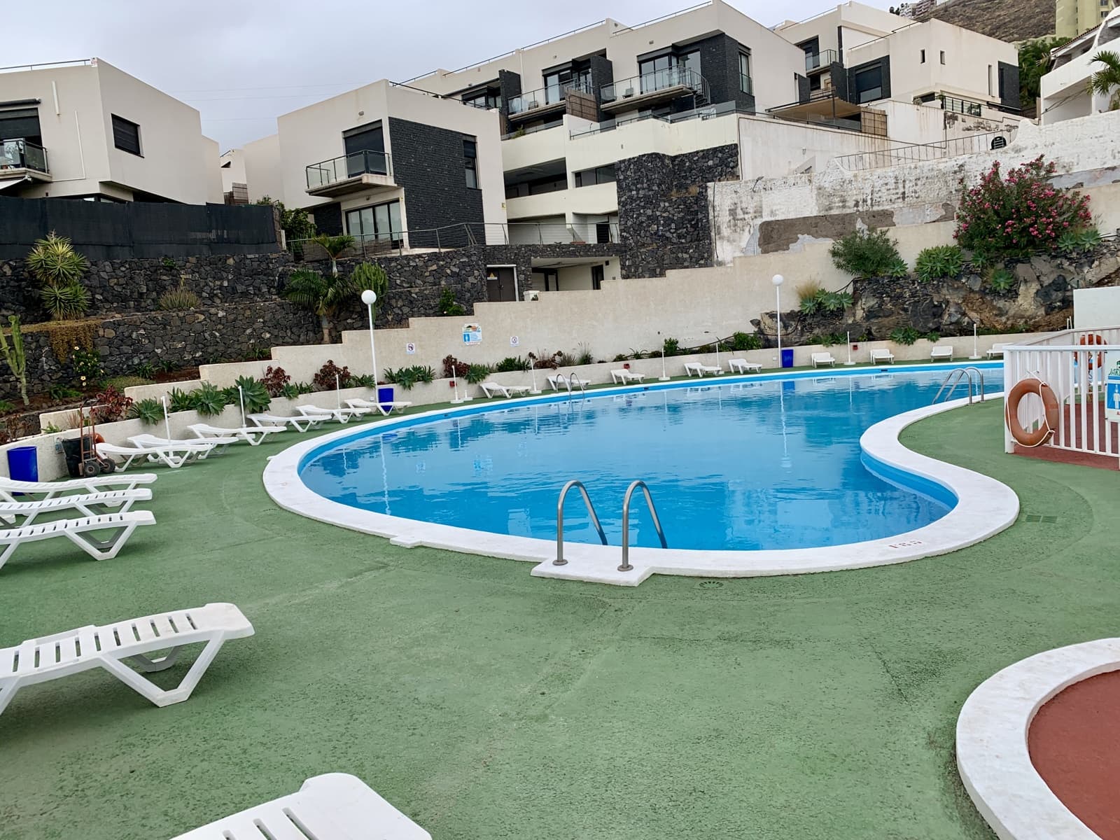 3 bedroom Flat for sale in El Rosario with pool garage - € 375,000 (Ref: 9854670)
