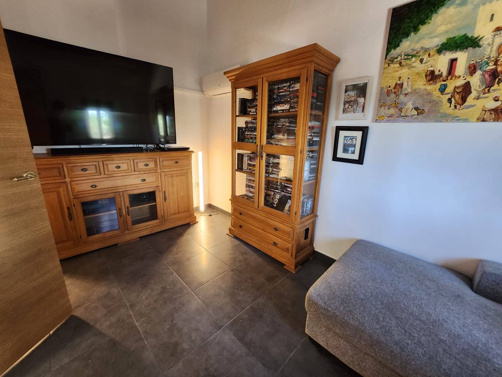 4 makuuhuone Huvila myytävänä paikassa Villena mukana uima-altaan 
autotalli - 255 000 € (Ref: 9861153)