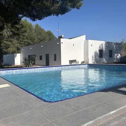 4 camera da letto Villa in vendita in Villena con piscina garage - 255.000 € (Rif: 9861153)