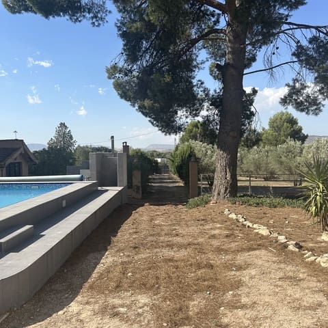 4 camera da letto Villa in vendita in Villena con piscina garage - 255.000 € (Rif: 9861153)