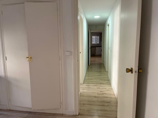 4 soveværelse Lejlighed til salg i Cármenes, Madrid by - € 669.000 (Ref: 9854547)