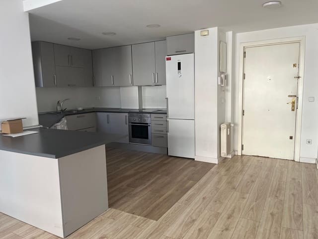 4 soveværelse Lejlighed til salg i Cármenes, Madrid by - € 669.000 (Ref: 9854547)