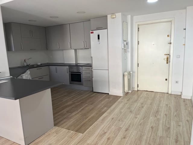 4 soveværelse Lejlighed til salg i Cármenes, Madrid by - € 669.000 (Ref: 9854547)