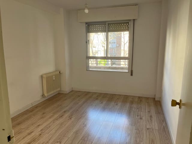 4 soveværelse Lejlighed til salg i Cármenes, Madrid by - € 669.000 (Ref: 9854547)