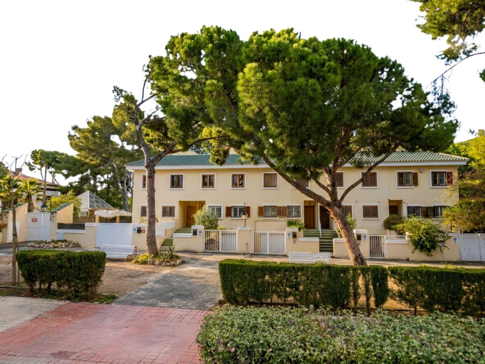 4 bedroom Terraced Villa for sale in Campolivar with pool garage - € 529,000 (Ref: 10065161)