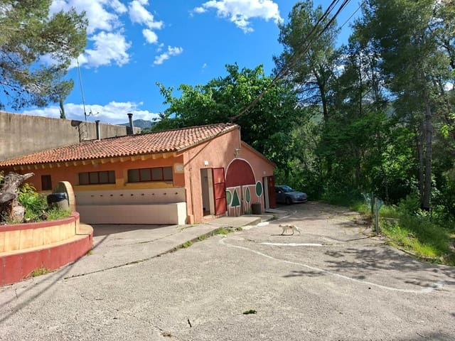 Hotel te koop in Ador met zwembad garage - € 850.000 (Ref: 10065162)