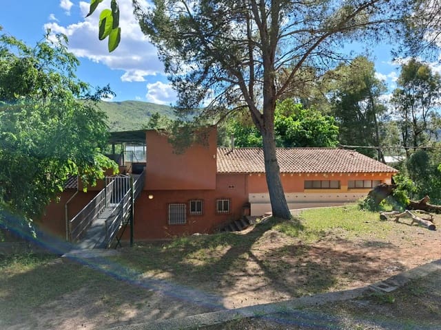 Hotel te koop in Ador met zwembad garage - € 850.000 (Ref: 10065162)