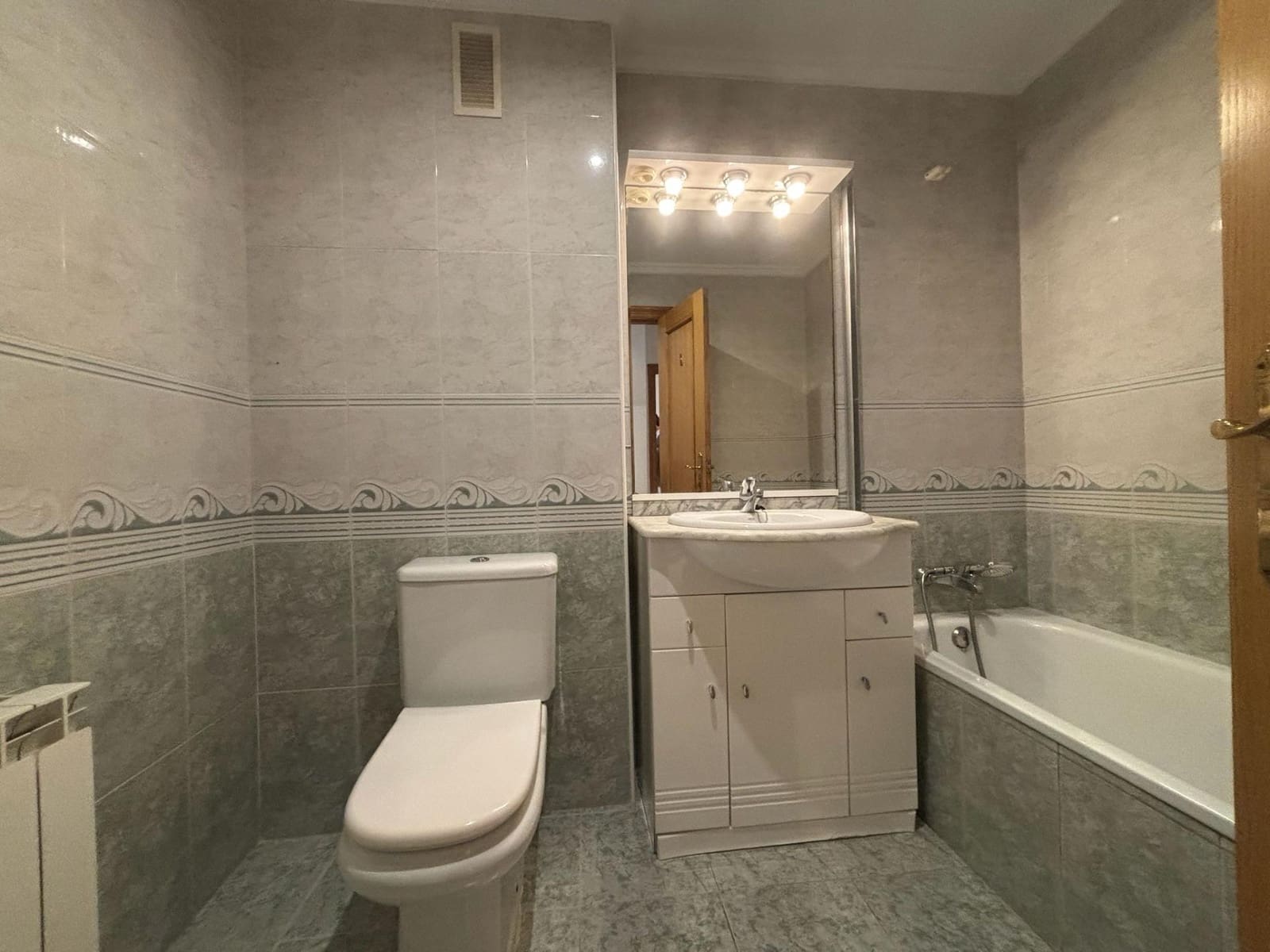 3 slaapkamer Penthouse te huur in Rocafort met garage - € 1.550 (Ref: 10068070)