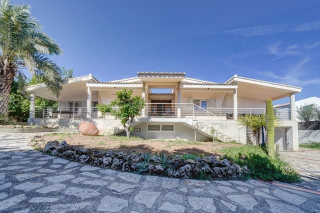 5 bedroom Villa for sale in La Cañada, Paterna with garage - € 840,000 (Ref: 10102781)