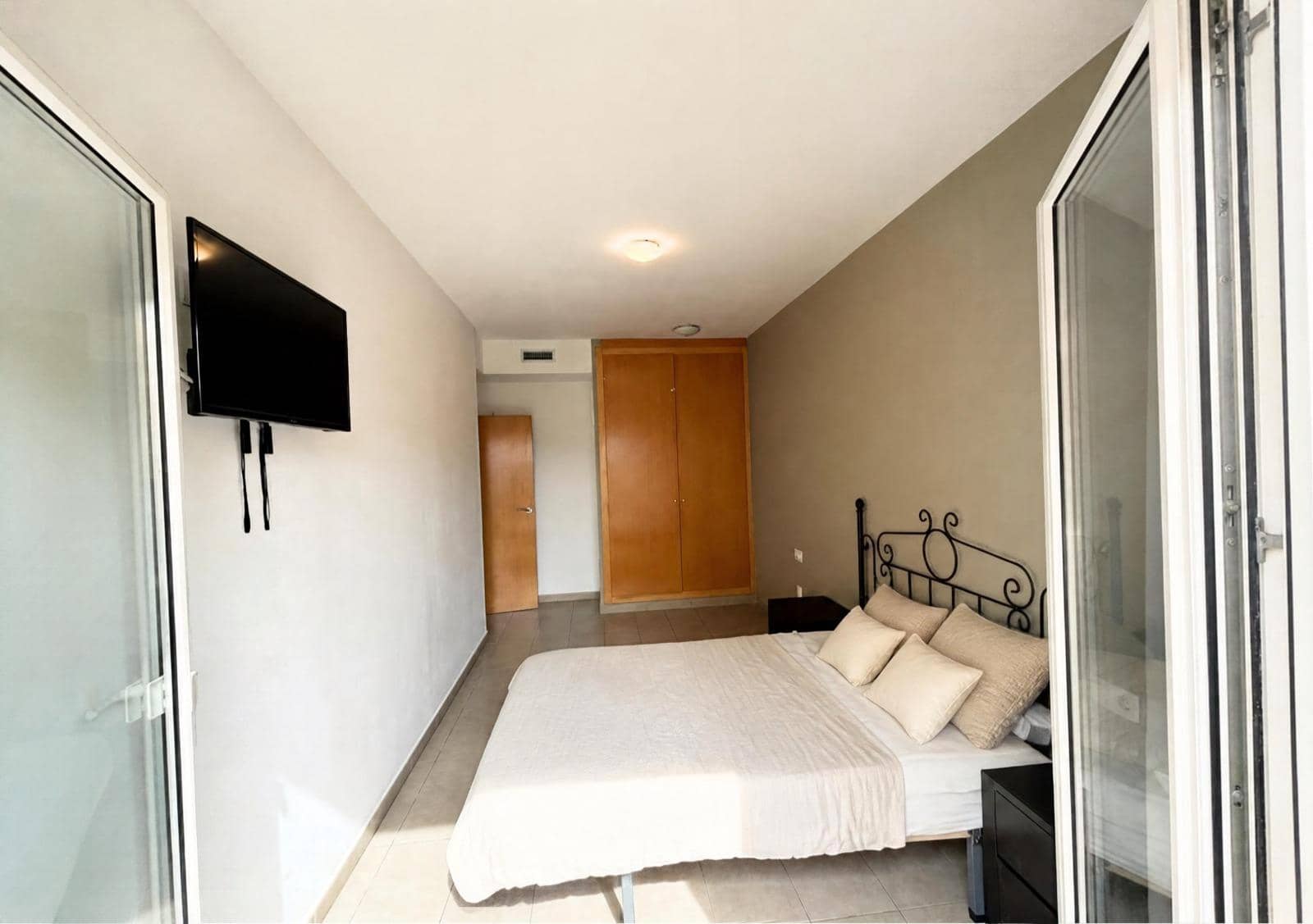 2 bedroom Flat for sale in Burjassot - € 258,000 (Ref: 10130067)