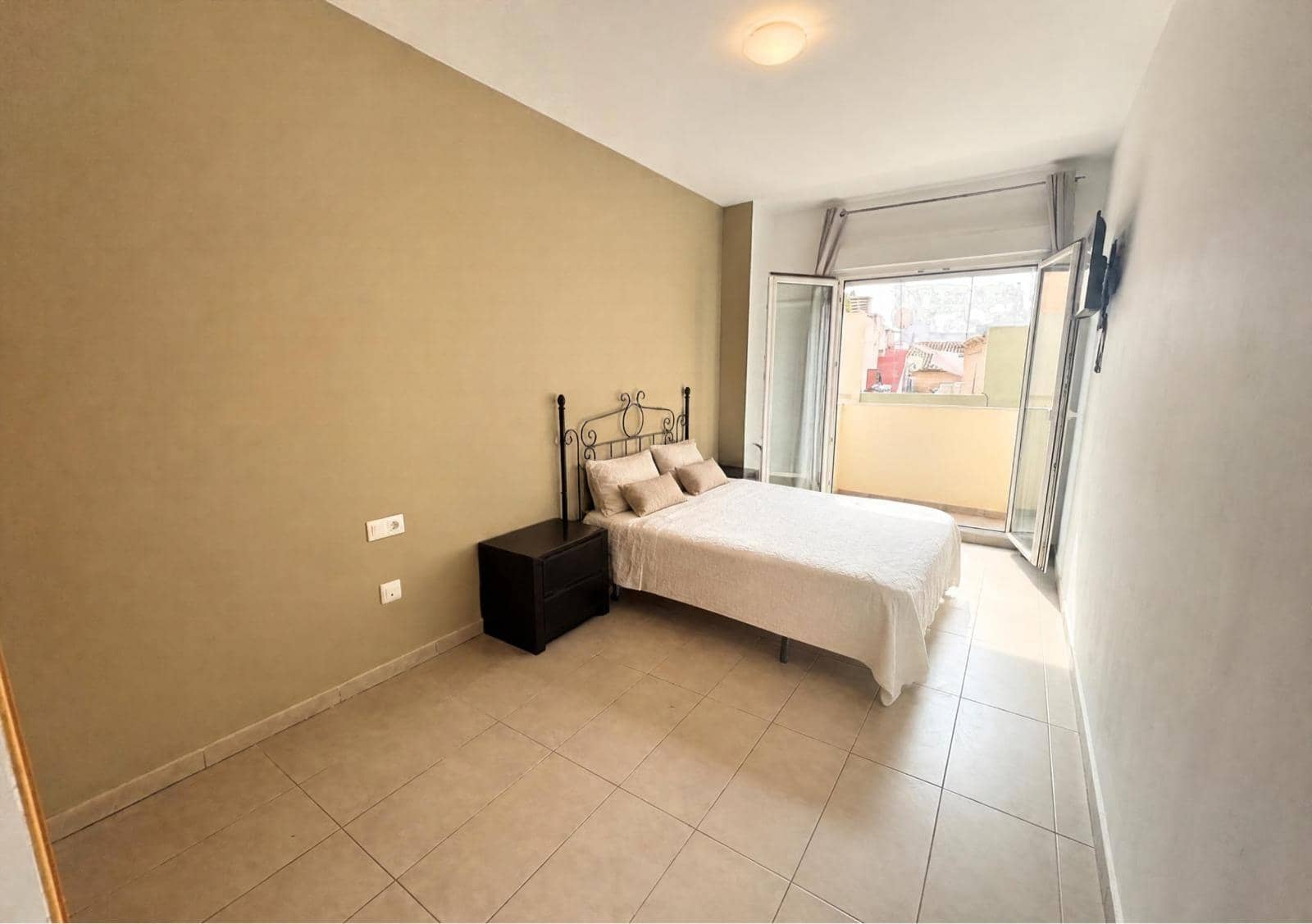 2 bedroom Flat for sale in Burjassot - € 258,000 (Ref: 10130067)