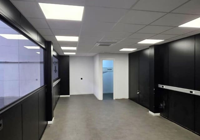 Business for rent in Paterna - € 6,500 (Ref: 10177357)
