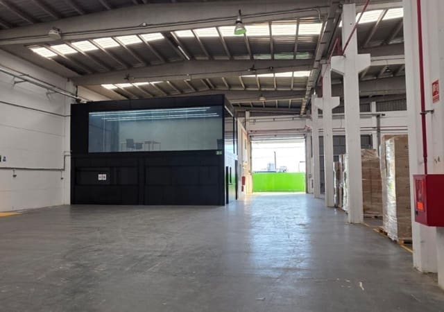 Business for rent in Paterna - € 6,500 (Ref: 10177357)