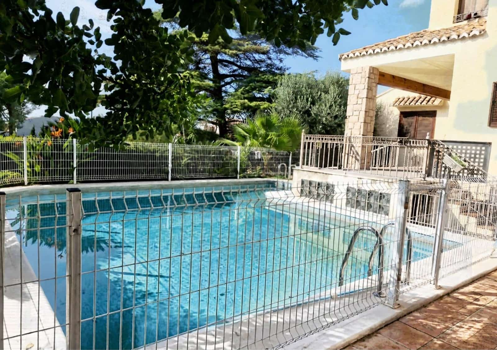 6 bedroom Villa for sale in Paterna with pool garage - € 980,000 (Ref: 10177358)